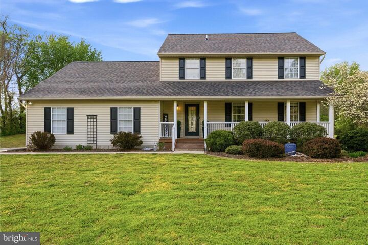 Property Photo:  1707 Candlestick Way  MD 20736 
