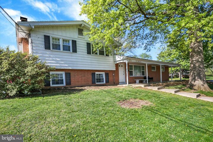 Property Photo:  102 Forest Drive  PA 17011 