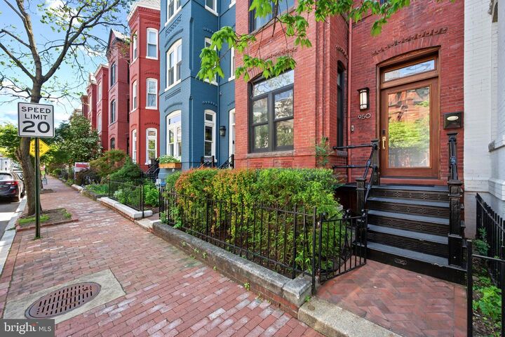 Property Photo:  950 Westminster Street NW  DC 20001 