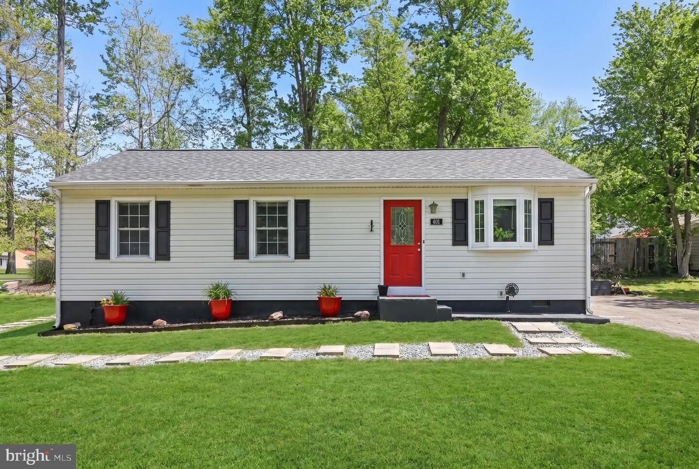 Property Photo:  401 Cleveland Court  VA 22407 