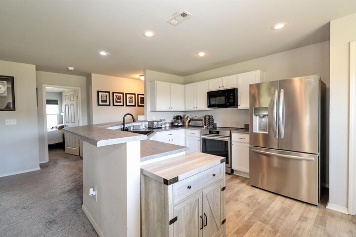 Property Photo:  3317 Wilshire Boulevard  AR 72019 
