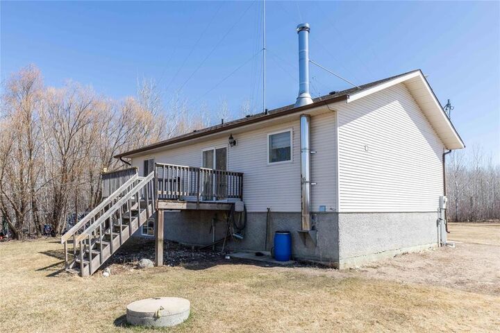 Property Photo:  26106 39 Road East  MB R0A 0W2 