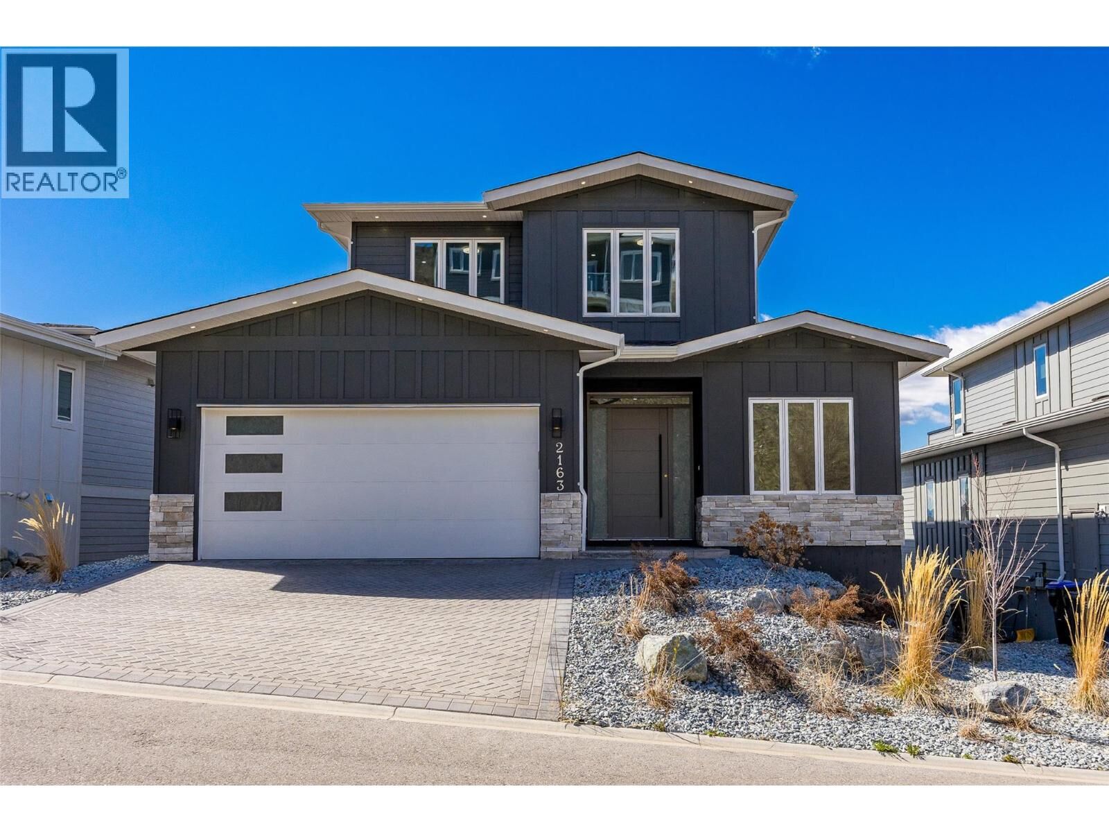 Photo de la propriété:  2163 Kentucky Crescent  BC V1P 0A2 