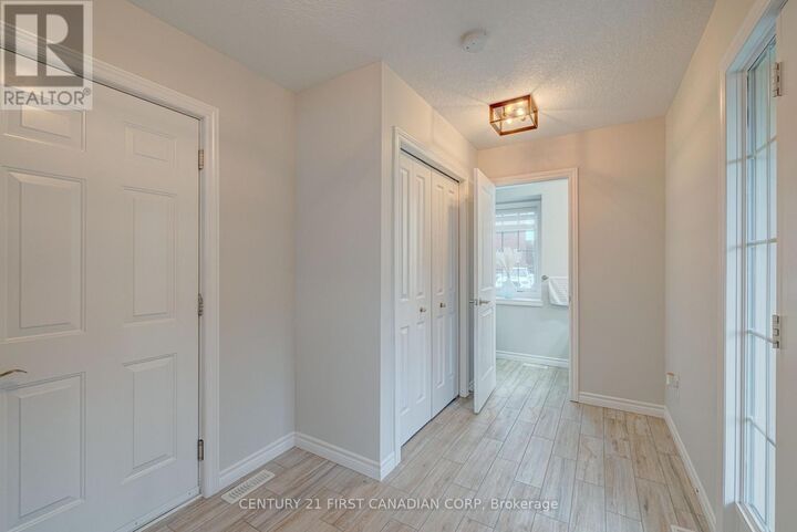 Photo de la propriété:  3399 Castle Rock Place 36  ON N6L 0C8 