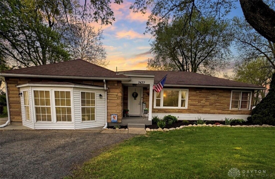 Property Photo:  7427 Upper Miamisburg Road  OH 45342 