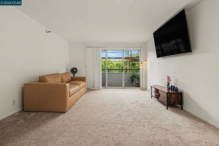 Property Photo:  1207 Melville Sq 314B  CA 94804 