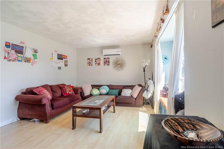 Photo de la propriété:  683 Hanson Street  NB E3B 4A1 