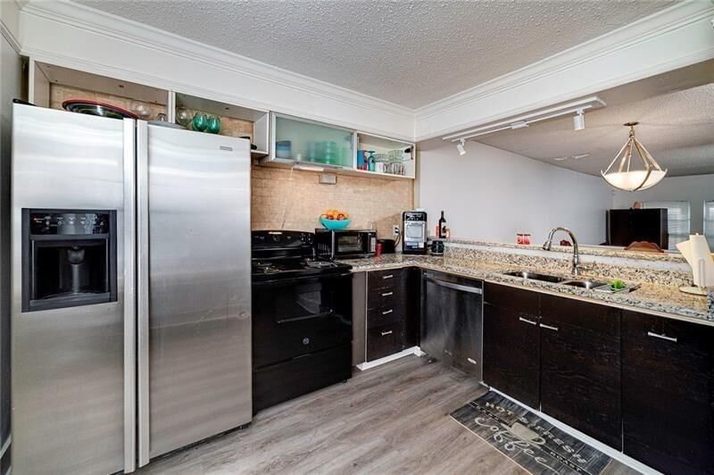 Property Photo:  2030 Oak Park Lane  GA 30032 