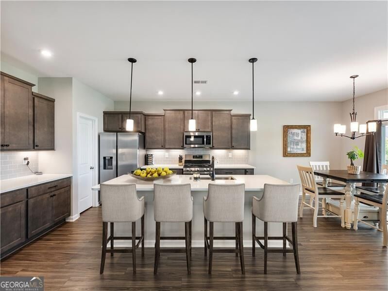 Property Photo: 627 Michigan Circle GA 30548