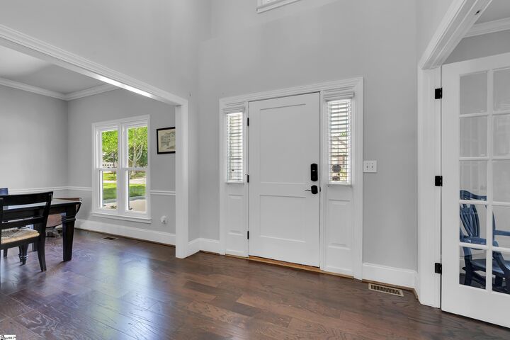 Property Photo:  212 Sun Garden Court  SC 29615 