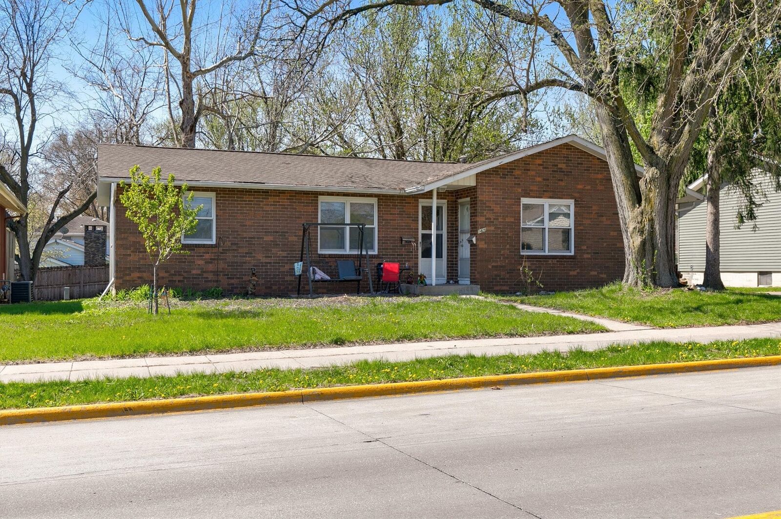 Property Photo:  1424 24th Street  IA 50010 