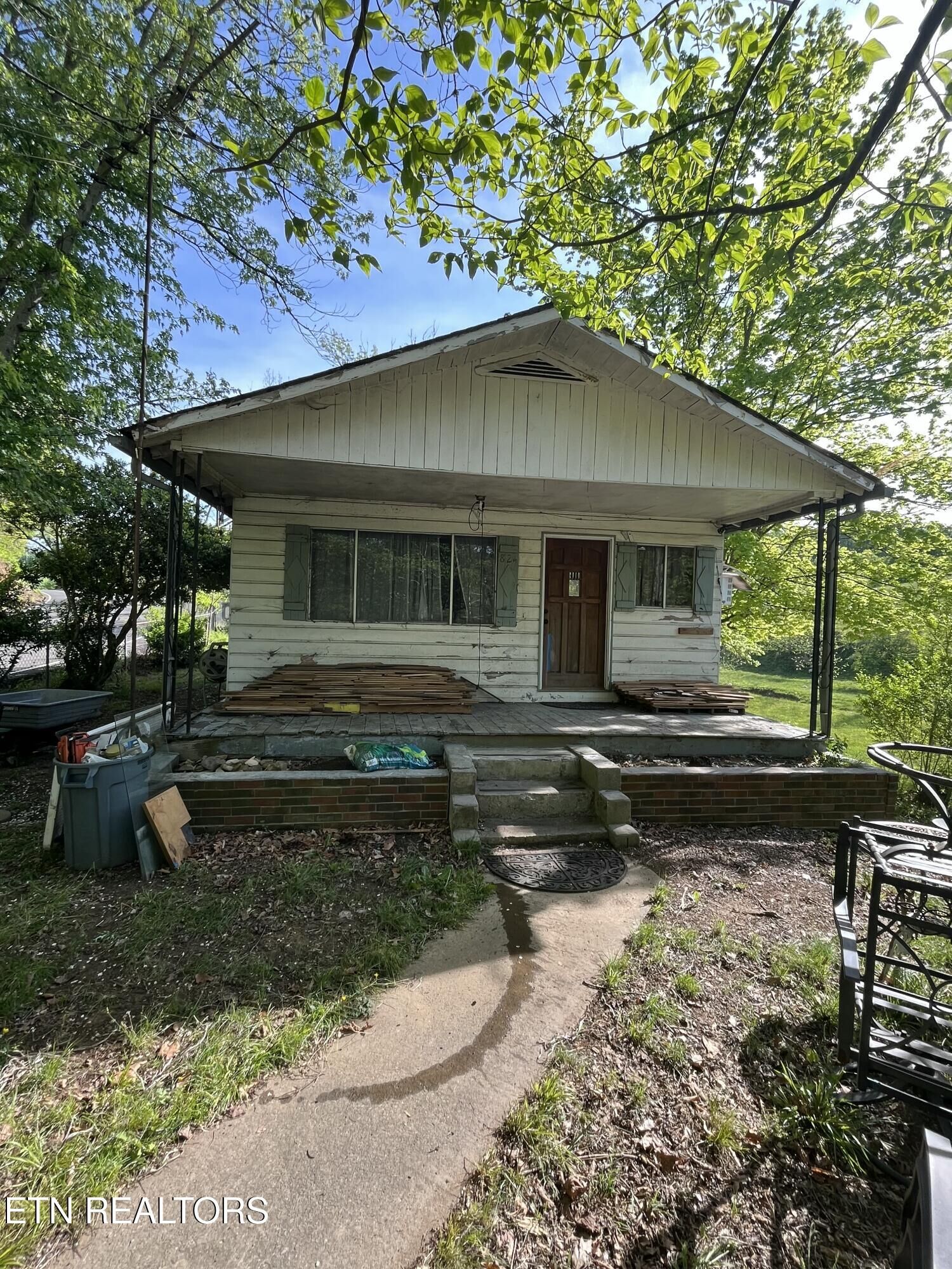 Property Photo:  824 River Divide Rd  TN 37876 
