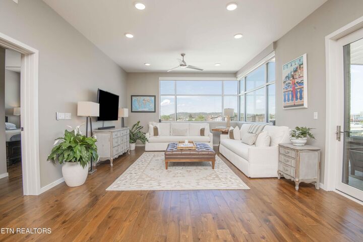 Property Photo:  333 W Depot Ave 509  TN 37917 