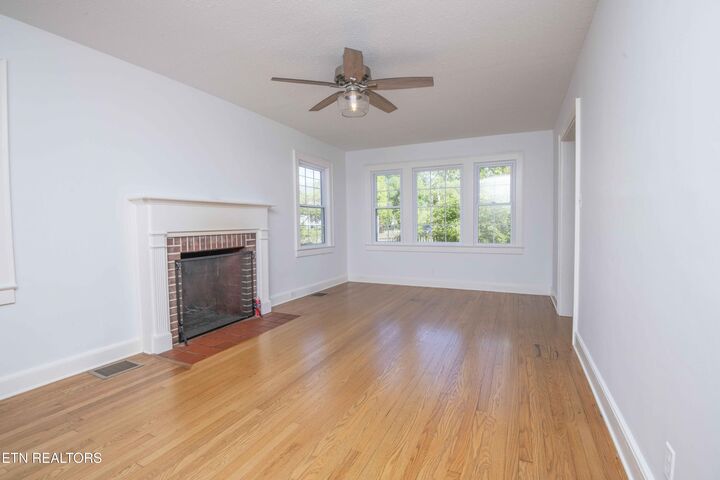 Property Photo:  2000 Fairmont Blvd  TN 37917 