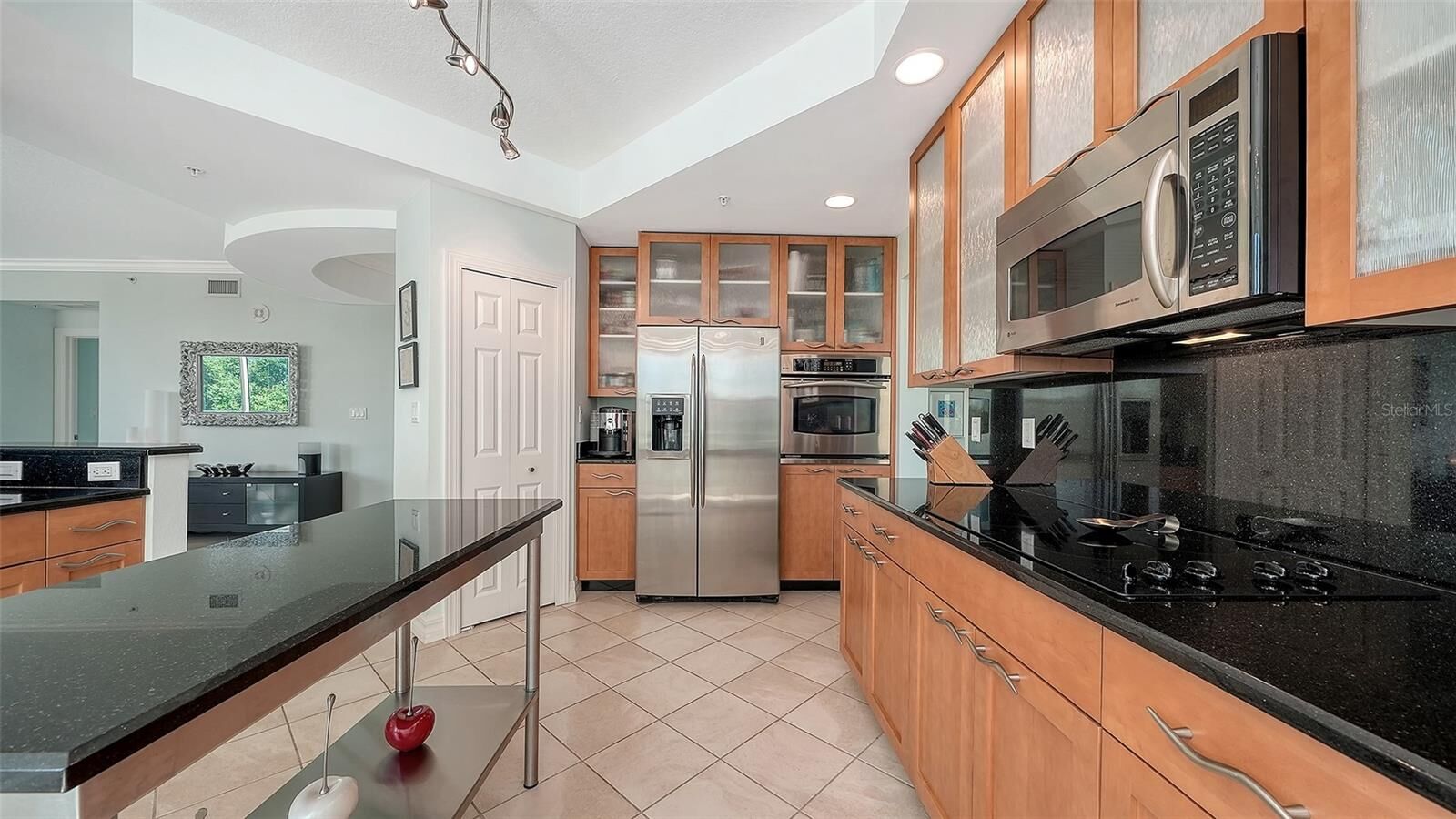 Property Photo:  409 North Point Road 401  FL 34229 