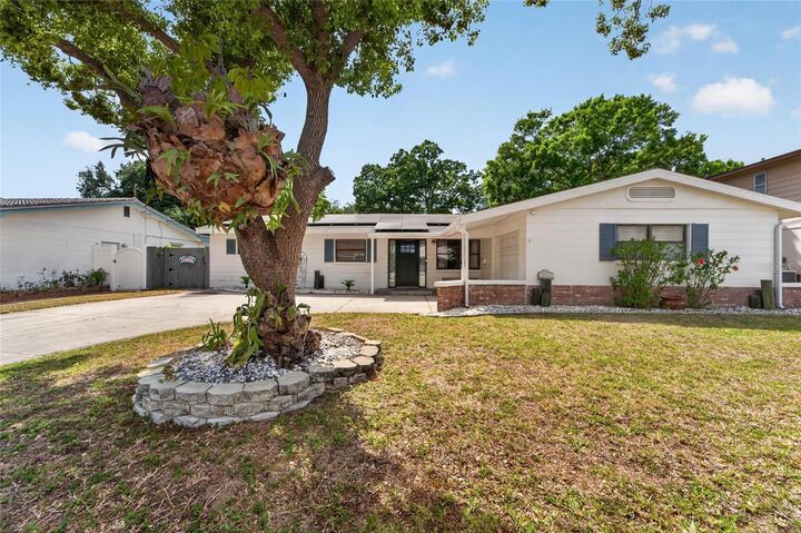 Property Photo: 2842 61st Lane N FL 33710