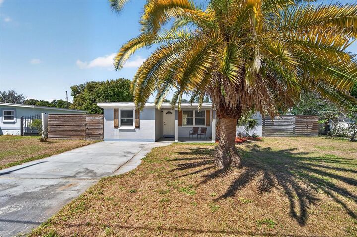 Property Photo:  10353 110th Avenue  FL 33773 