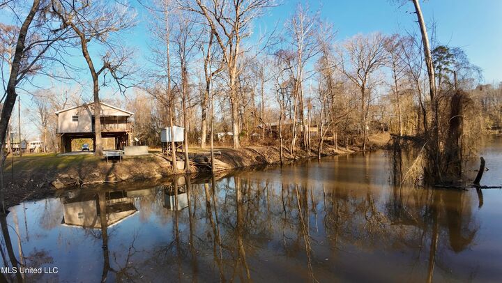 Property Photo:  115 Hickory Lane  MS 39452 