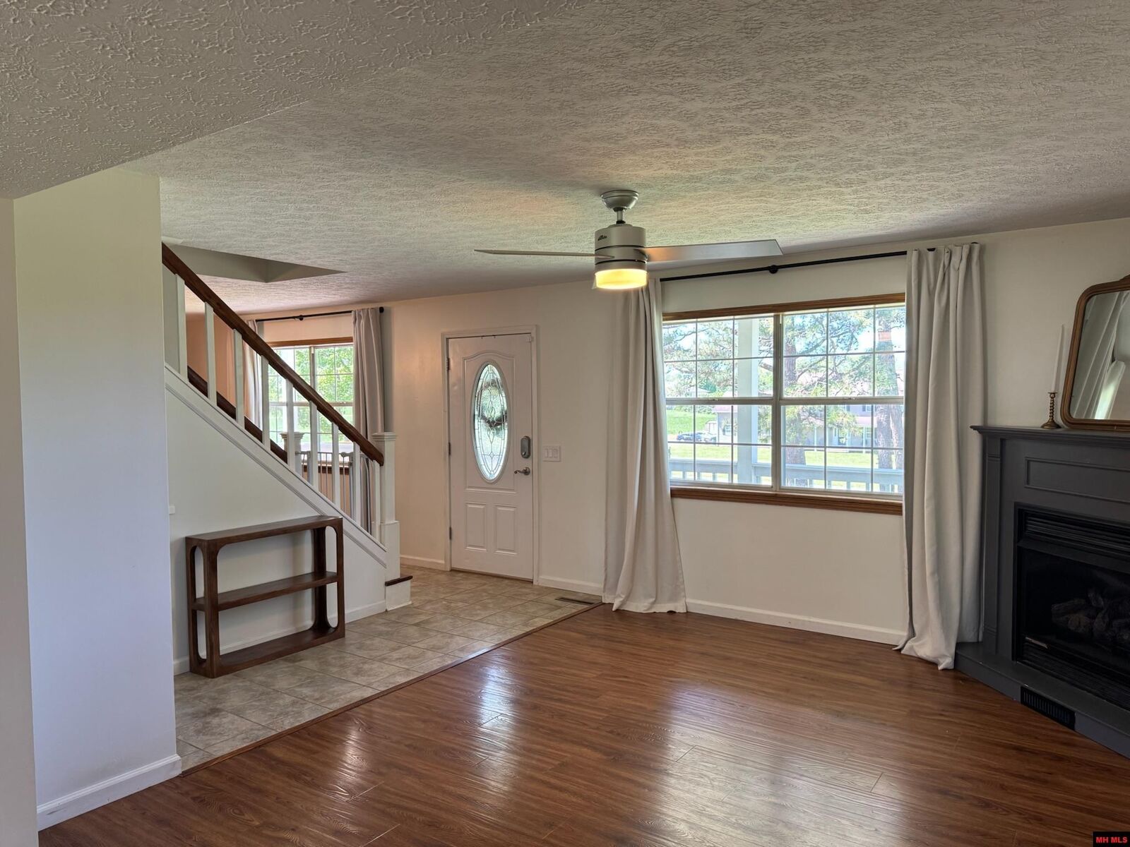 Property Photo:  195 Cr 710  AR 72635 