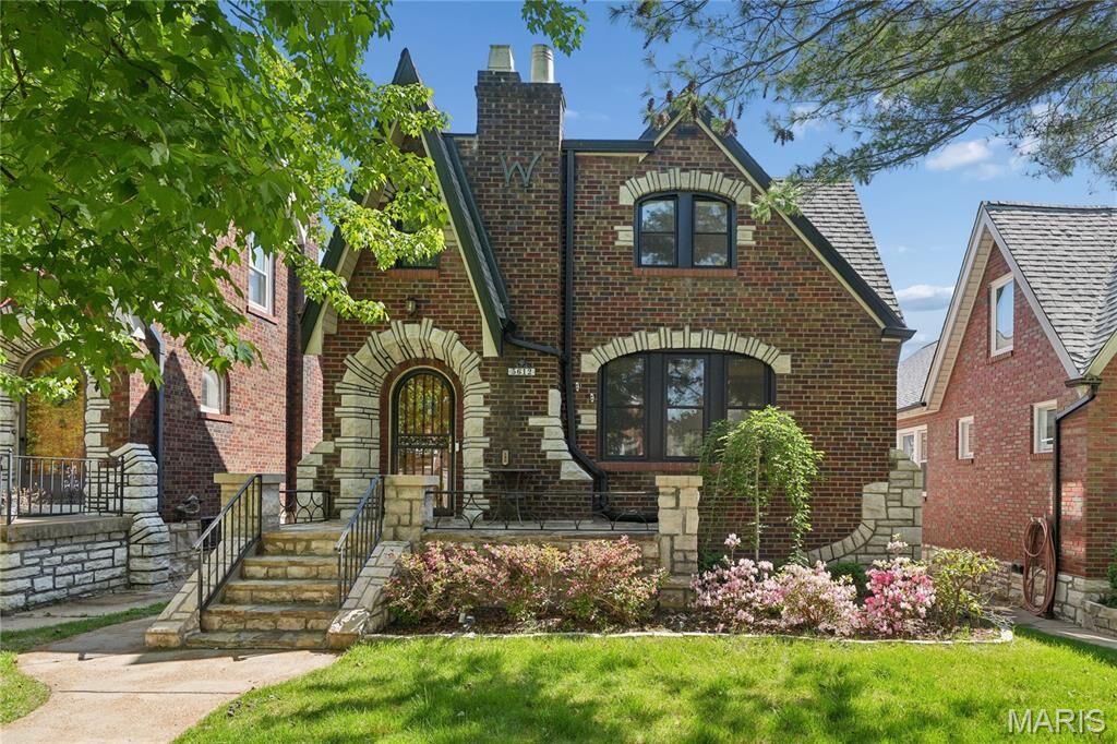 Property Photo:  5612 Rosa Avenue  MO 63109 