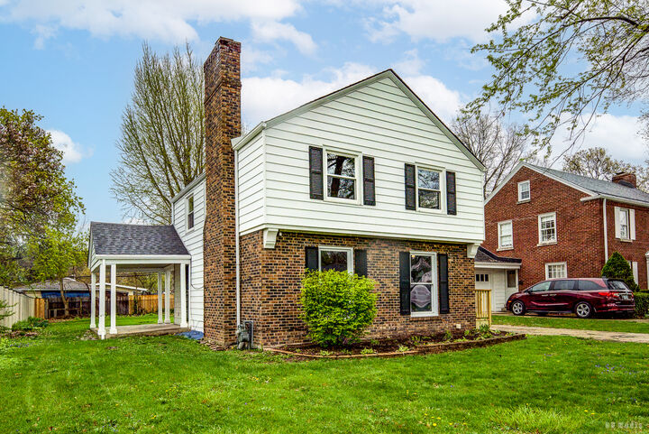 Property Photo:  1115 Campbell Avenue  IL 60411 