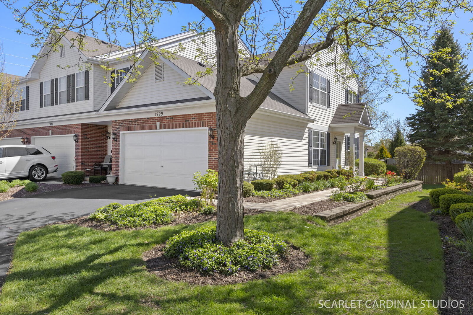 Property Photo:  1929 W Crestview Circle  IL 60446 
