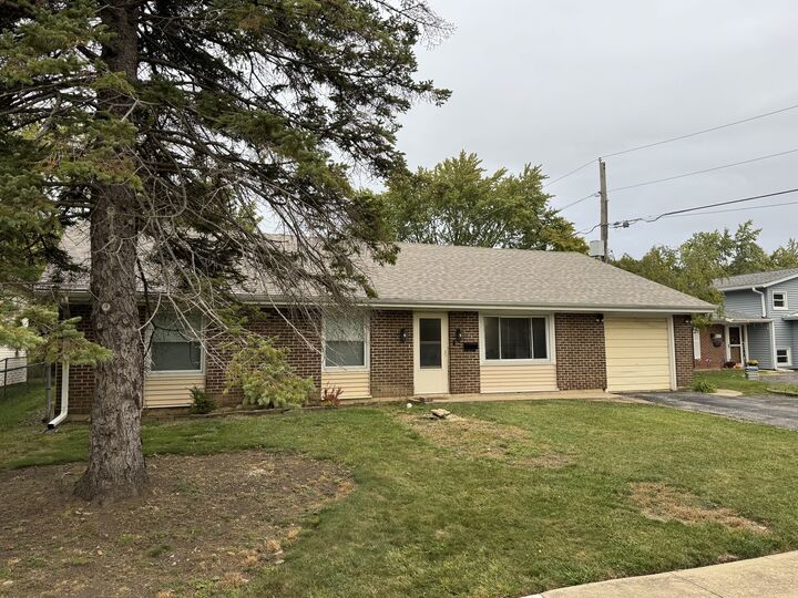 Property Photo:  7815 Carlisle Drive  IL 60133 