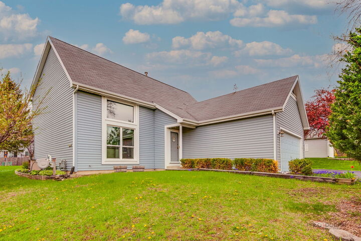 Property Photo:  17362 W Dartmoor Drive  IL 60030 
