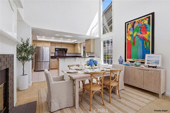 Property Photo:  520 Lexington Court 103  CA 90803 