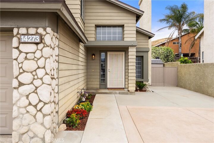 Property Photo:  14273 Elizabeth Court  CA 92337 