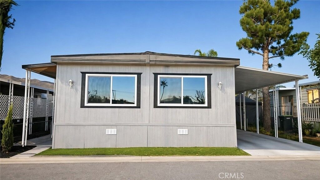 Property Photo:  485 Idyllwild Drive 25  CA 92583 