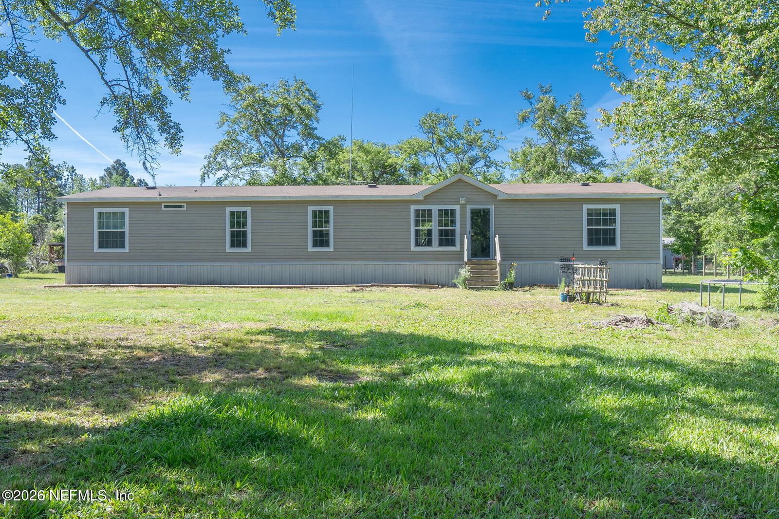 Property Photo:  76220 Dove Road  FL 32097 