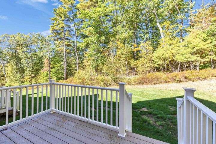 Property Photo:  163 Woodview Way  NH 03102 