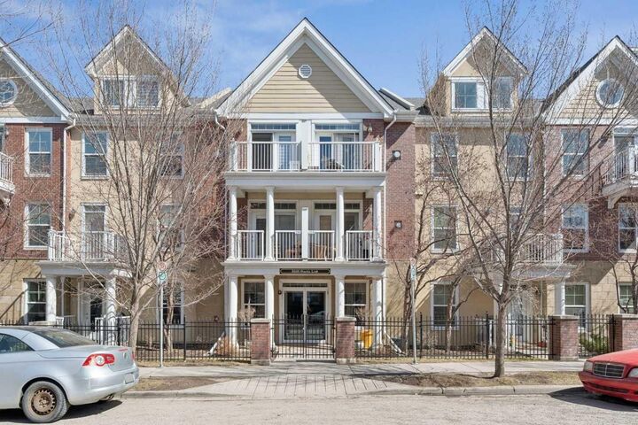 3650 Marda Link SW 106 — photo 1