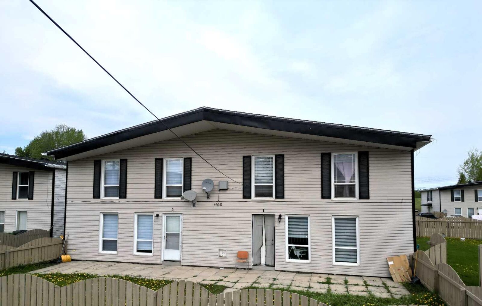 Property Photo:  4510 8A Avenue  AB T7E 1B3 