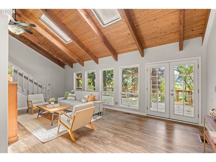 Property Photo: 28208 Cottage Grove Lorane Rd OR 97424