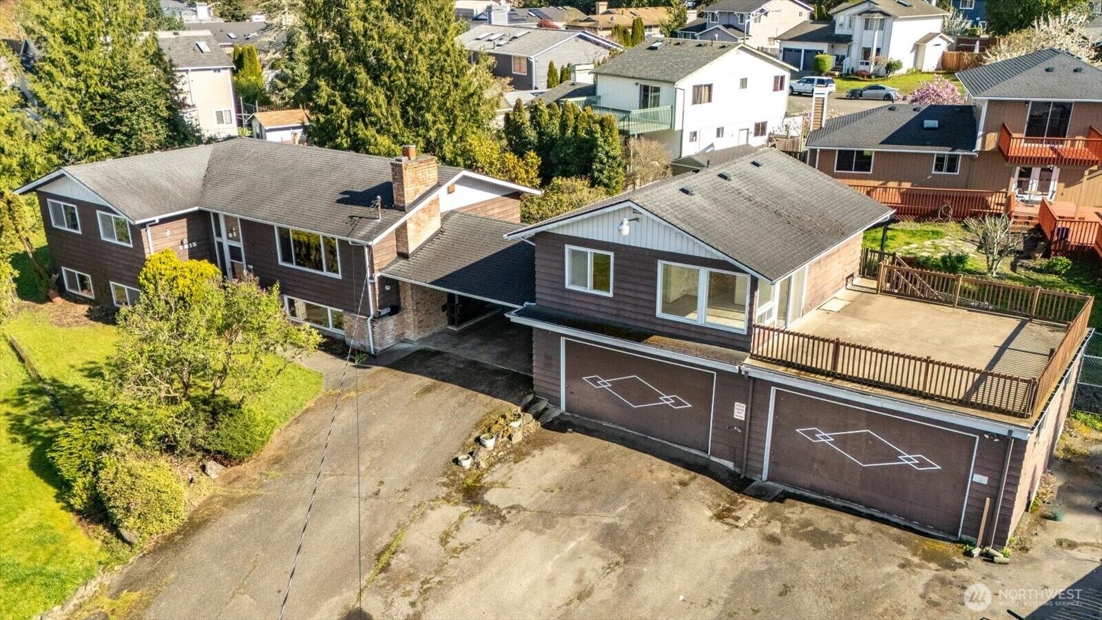 Property Photo:  1215 S 234th Place  WA 98198 