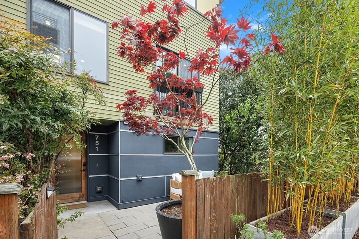 Property Photo:  751 N 71st Street  WA 98103 