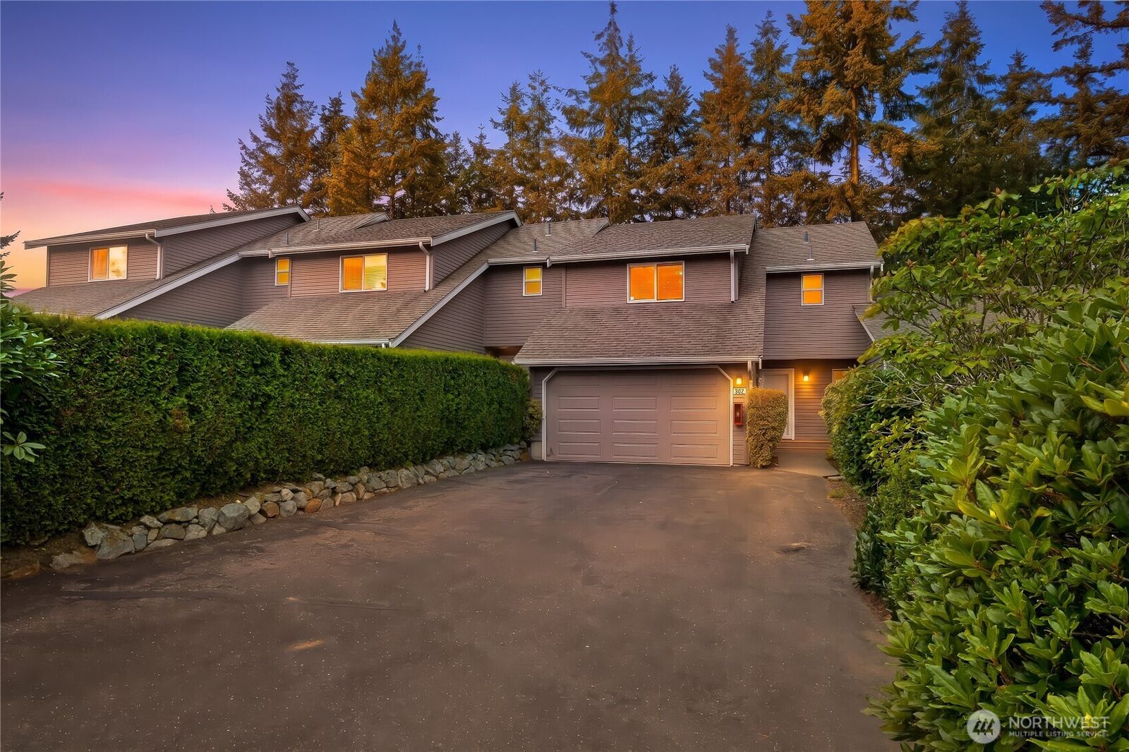 Property Photo:  2142  Birch Circle  WA 98229 