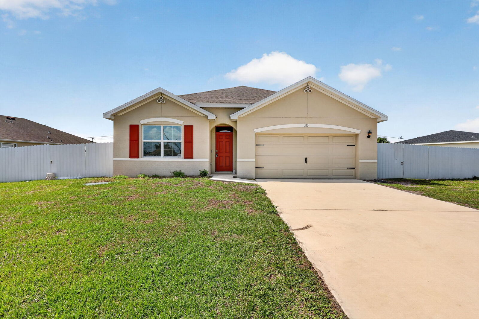 Property Photo:  393 SW Tarra Avenue  FL 34953 