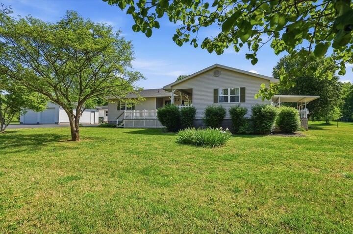 Property Photo:  1650 Van Meter Road  KY 42274 
