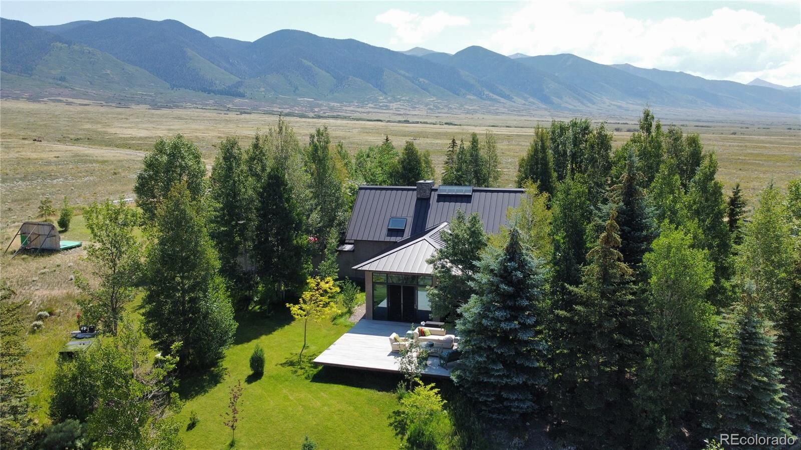Property Photo:  60248 County Road Ll57  CO 81155 