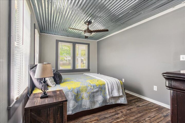 Property Photo: 917 Central Avenue TN 37303