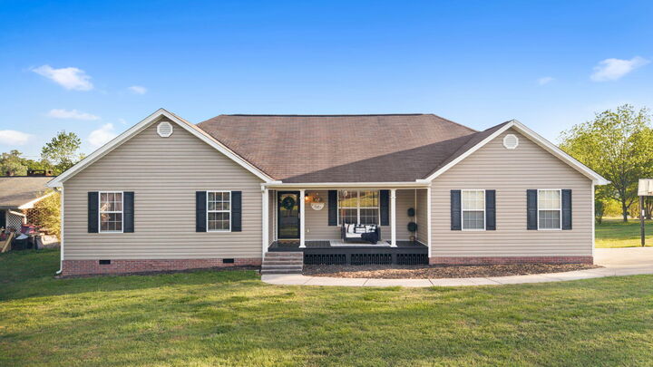 Property Photo:  3212 SE Little John Circle SE  TN 37323 