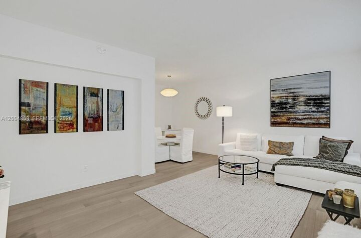 Property Photo:  625 Biltmore Way 103  FL 33134 