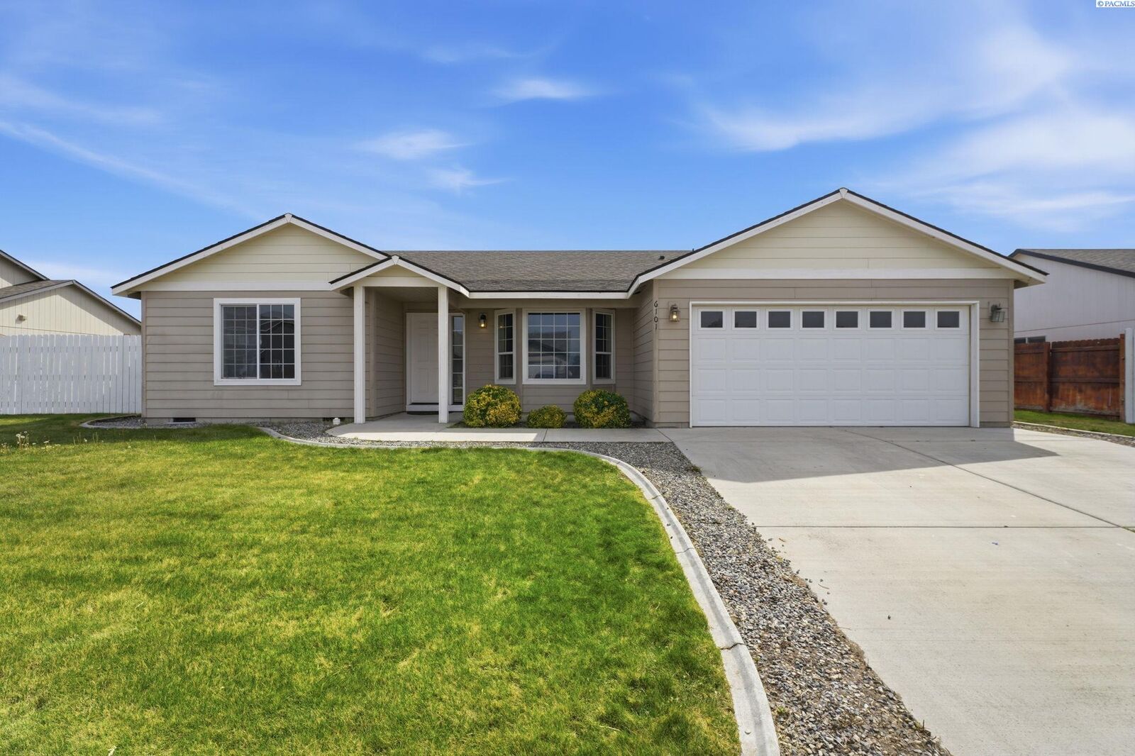 Property Photo:  6101 Bulldog Ln  WA 99301 