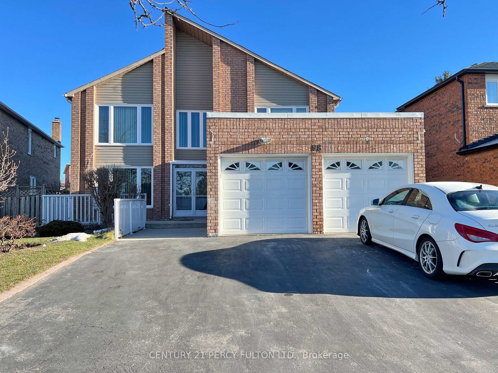 Property Photo:  98 Elson Street Bsmt  ON L3S 2E4 