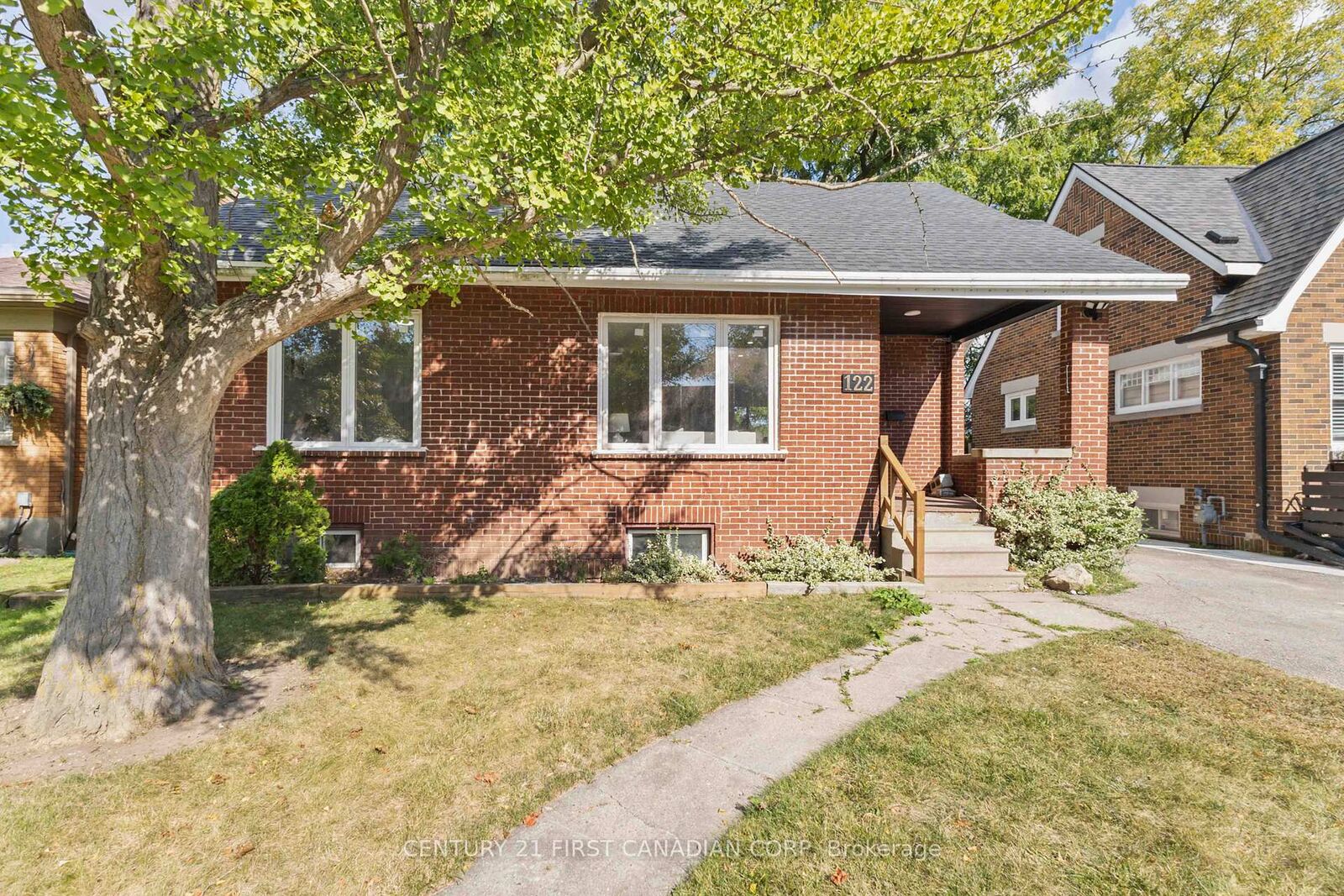 Photo de la propriété:  122 Windsor Crescent  ON N6C 1V8 