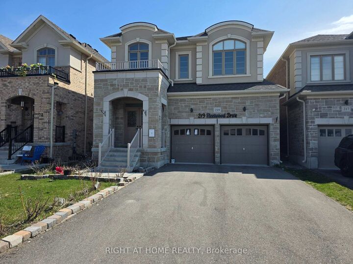 219 Fleetwood Drive — photo 1