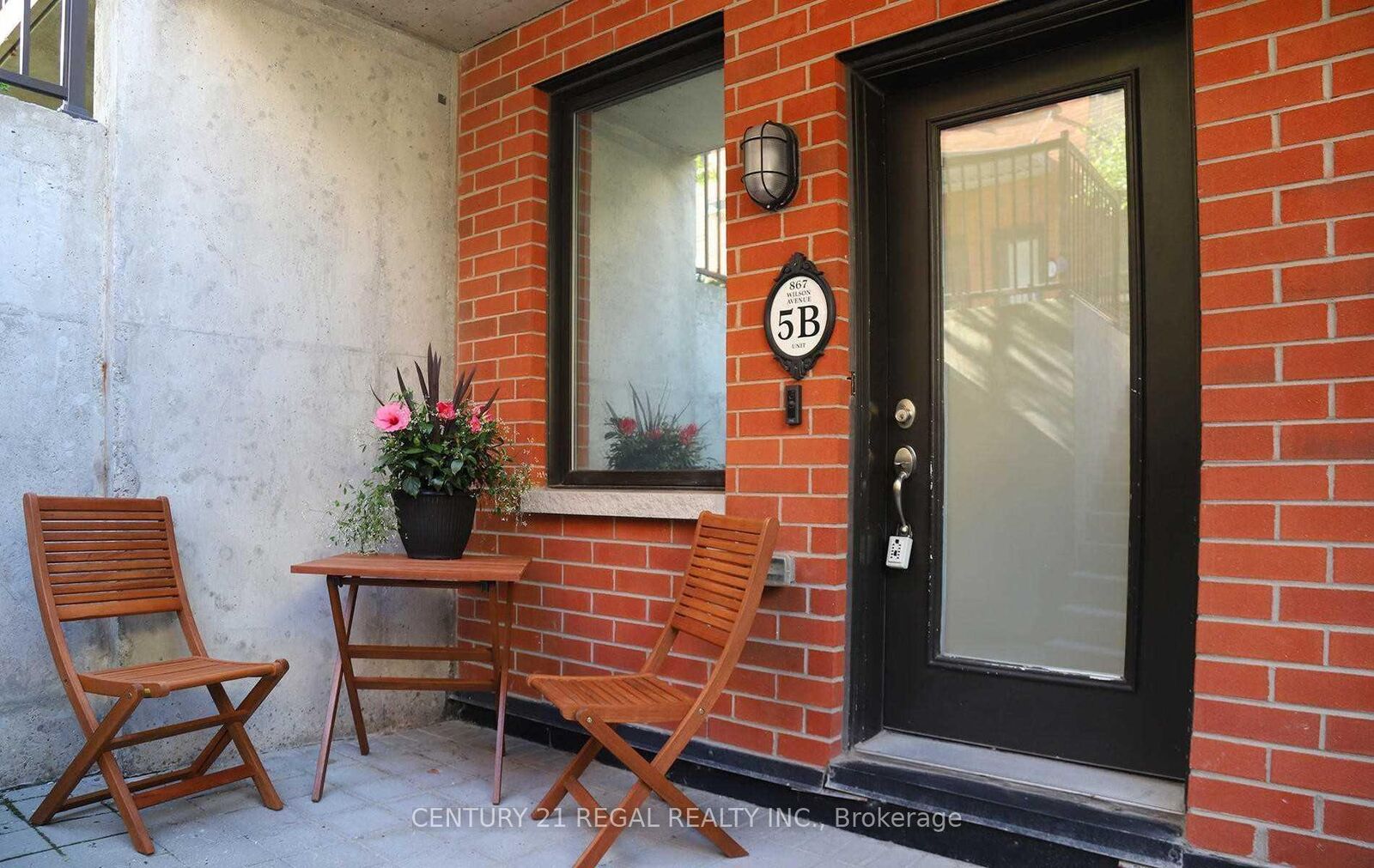 Photo de la propriété:  867 Wilson Avenue 5B  ON M3K 0A4 